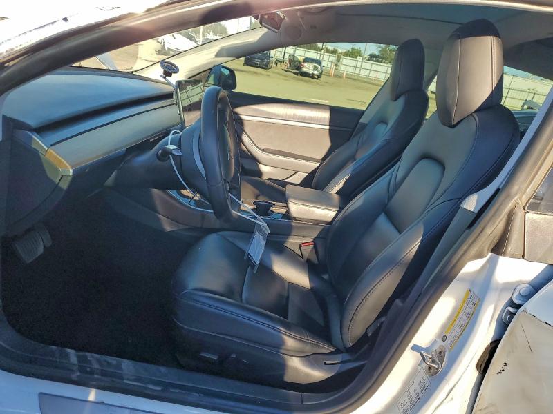 Photo 7 from auction – 2020 TESLA MODEL 3 with VIN 5YJ3E1EA5LF598405