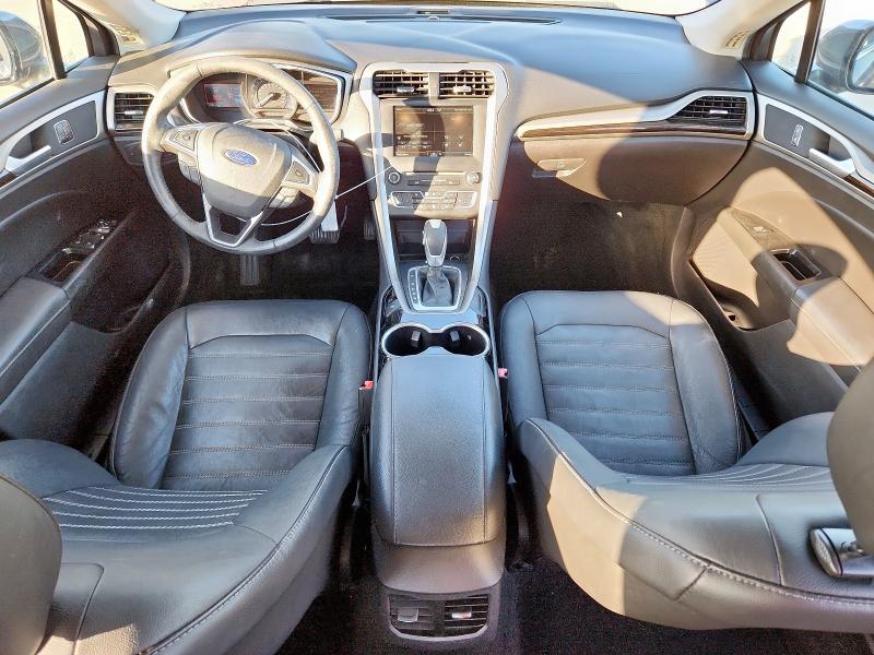 Photo 8 from auction – 2016 FORD FUSION SE with VIN 3FA6P0HDXGR115220