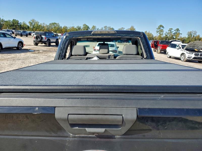 Photo 10 from auction – 2018 FORD F150 with VIN 1FTMF1CB2JKD66387