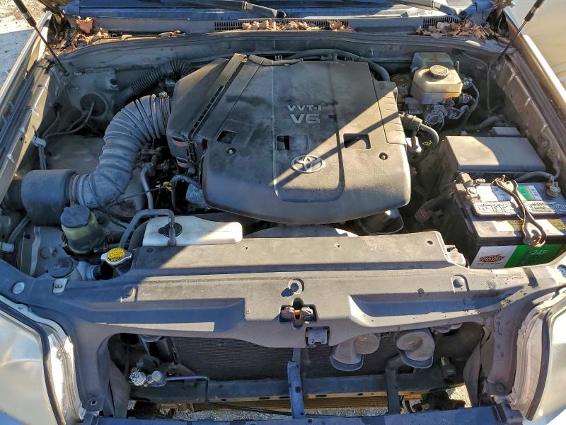 Zdjęcie 12 z aukcji – 2004 TOYOTA 4RUNNER SR z VIN JTEBU14R040037059