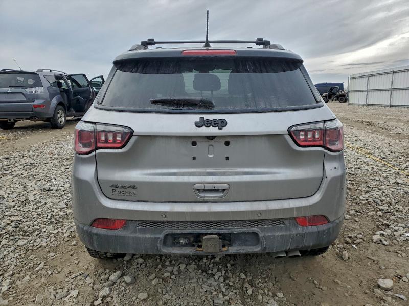 Photo 6 from auction – 2018 JEEP COMPASS LA with VIN 3C4NJDBB9JT298688