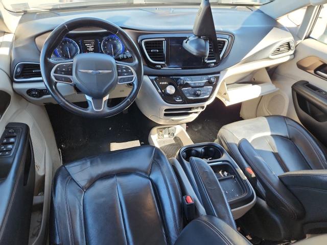 Photo 8 from auction – 2017 CHRYSLER PACIFICA T with VIN 2C4RC1BG3HR543889