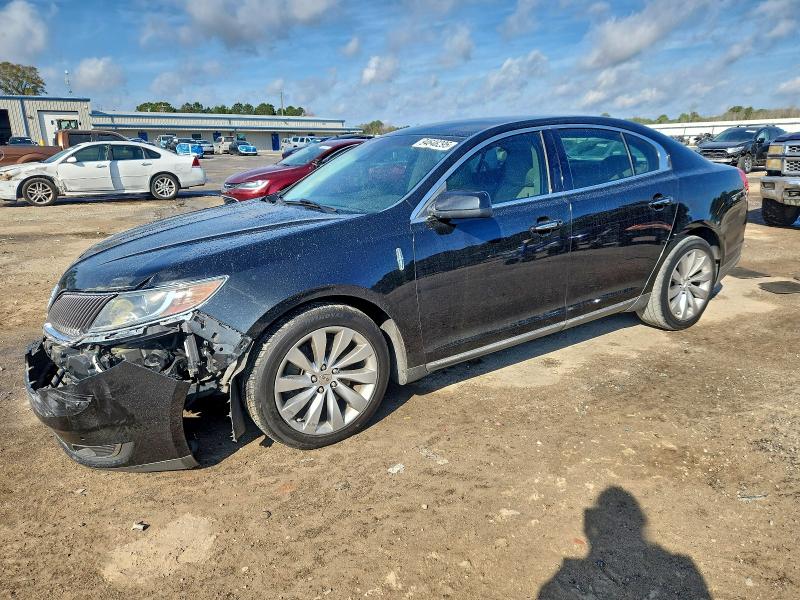 LINCOLN MKS 2015 with VIN 1LNHL9DK2FG605255 - Photo from auction