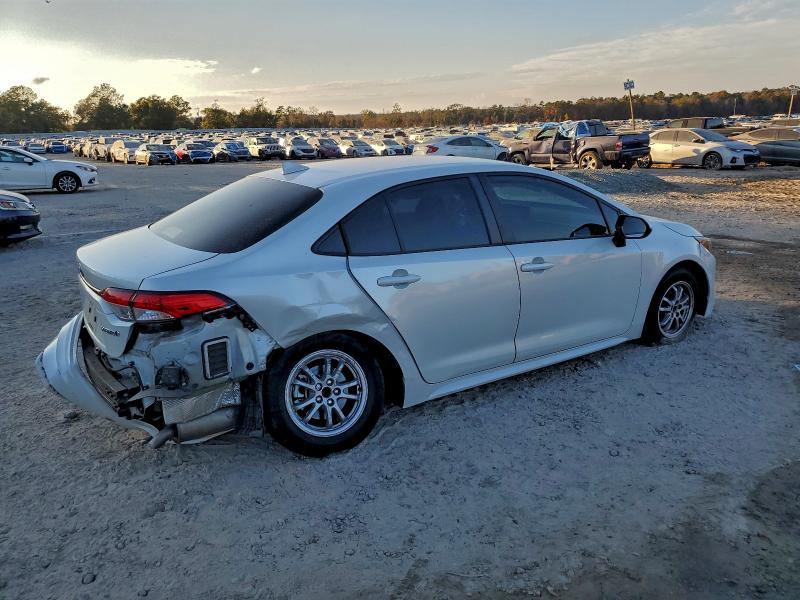 Photo 3 from auction – 2022 TOYOTA COROLLA LE with VIN JTDEAMDE4NJ040972