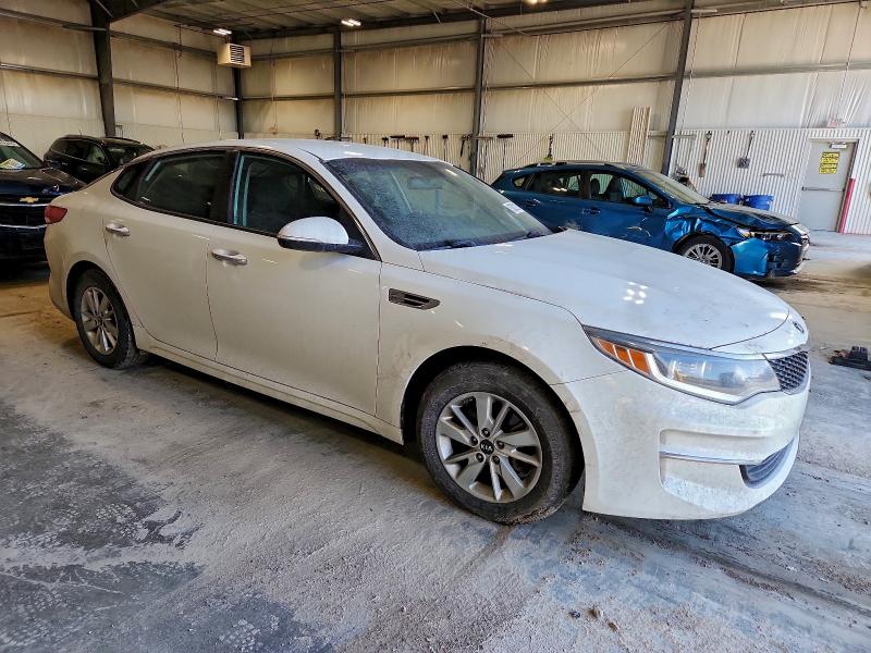 Photo 4 from auction – 2018 KIA OPTIMA LX with VIN KNAGT4L32J5215741