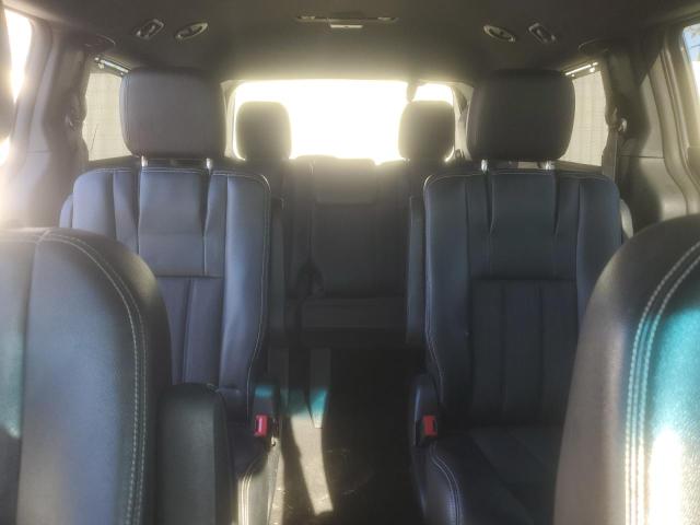 Photo 10 from auction – 2016 CHRYSLER TOWN & COU with VIN 2C4RC1HG9GR261973