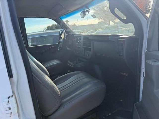 Photo 5 from auction – 2019 CHEVROLET EXPRESS G2 with VIN 1GCWGAFP5K1364511