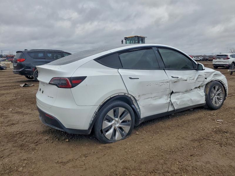 Photo 3 from auction – 2021 TESLA MODEL Y with VIN 5YJYGDEE2MF294423
