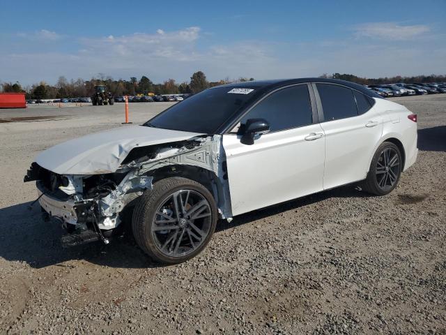 TOYOTA CAMRY 2025 with VIN 4T1DAACK9SU174058 - Photo from auction