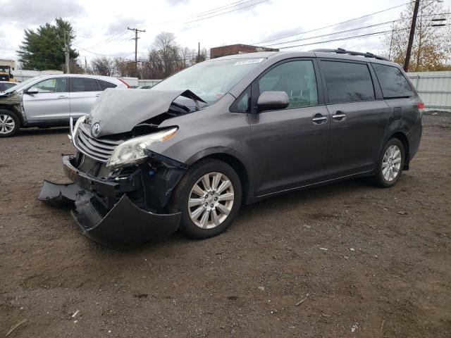 TOYOTA SIENNA XLE 2011 with VIN 5TDDK3DC7BS025818 - Photo from auction