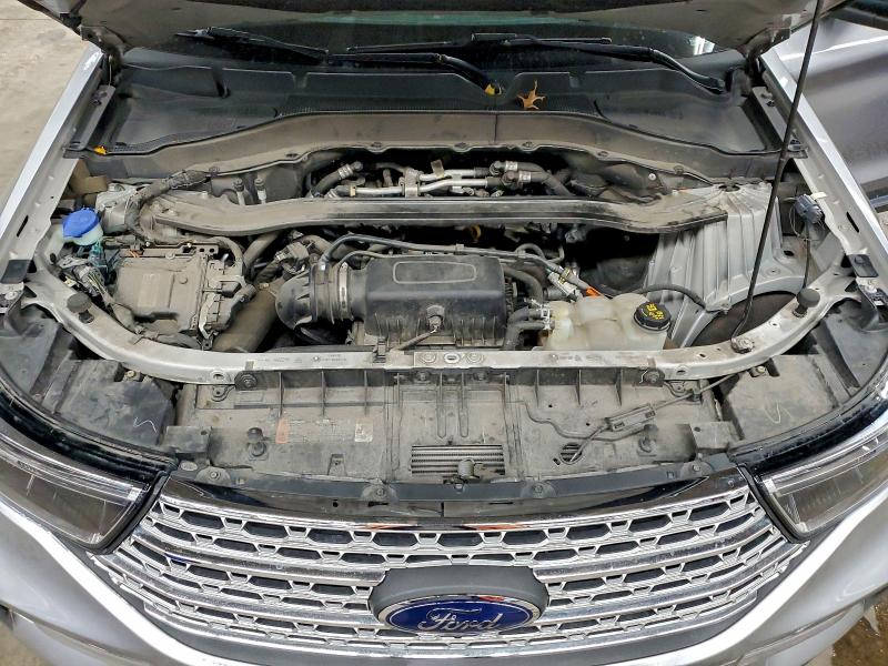Photo 12 from auction – 2022 FORD EXPLORER L with VIN 1FMSK8FH2NGA30061
