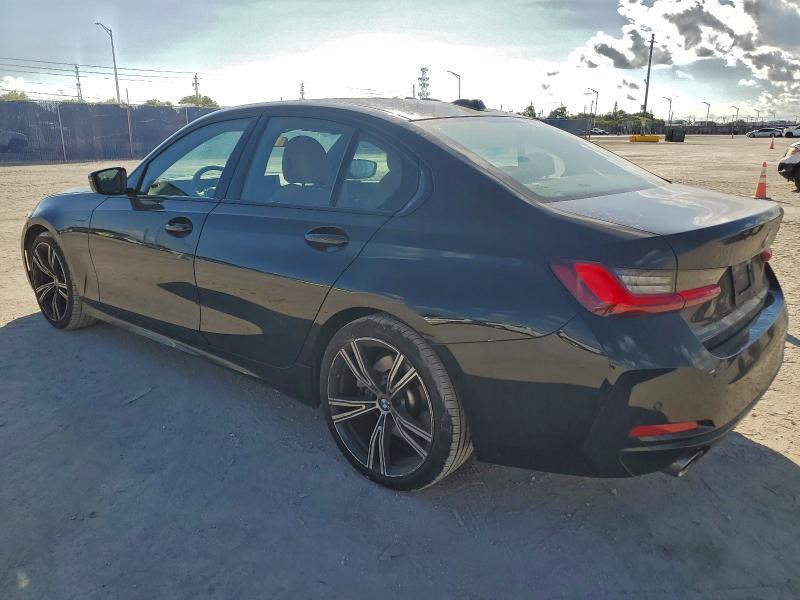 Фото 2 с аукциона – 2023 BMW 330I с VIN 3MW69FF0XP8C91789