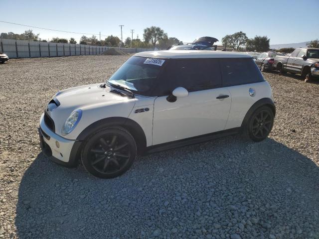MINI COOPER S 2005 with VIN WMWRE33545TL15680 - Photo from auction