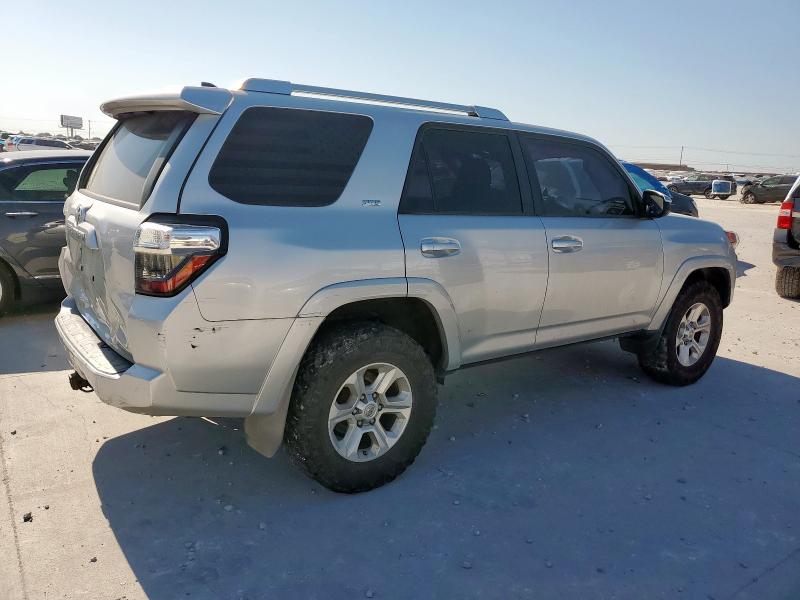 Photo 3 from auction – 2016 TOYOTA 4RUNNER SR with VIN JTEBU5JR9G5286950