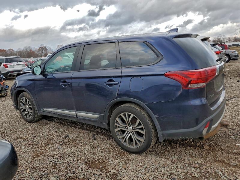 Photo 2 from auction – 2017 MITSUBISHI OUTLANDER with VIN JA4AZ2A39HZ037953