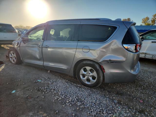 Photo 2 from auction – 2018 CHRYSLER PACIFICA with VIN 2C4RC1L71JR364951