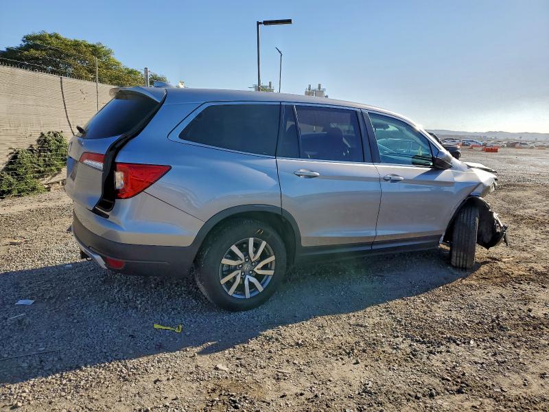 Photo 3 from auction – 2022 HONDA PILOT EXL with VIN 5FNYF5H51NB013878