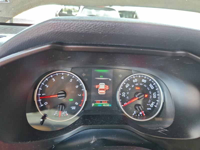 Photo 9 from auction – 2019 TOYOTA RAV4 XLE with VIN 2T3W1RFV7KC006103