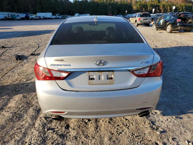 Photo 6 from auction – 2011 HYUNDAI SONATA SE with VIN 5NPEC4AB6BH221838
