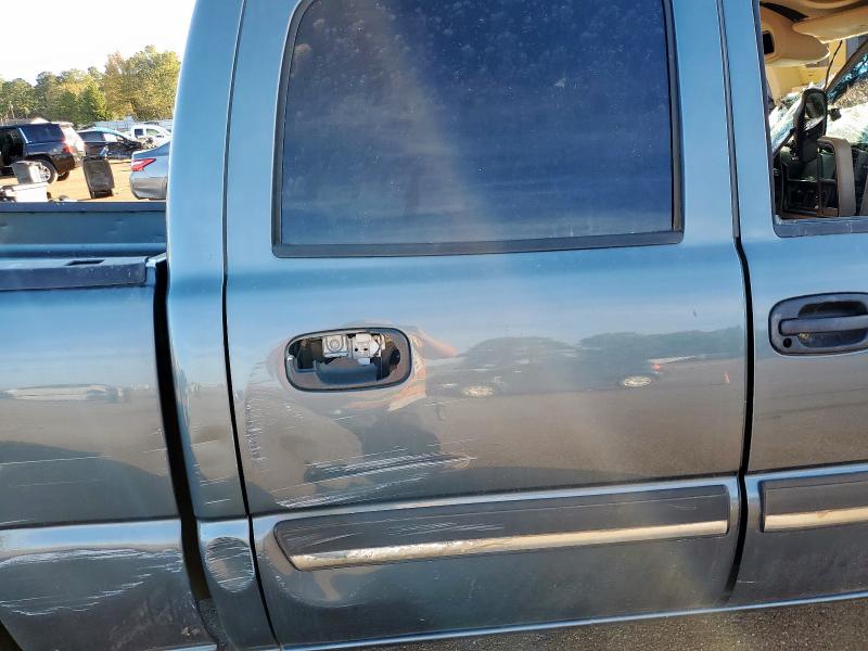 Photo 10 from auction – 2006 CHEVROLET SILVERADO with VIN 2GCEC13V761318530