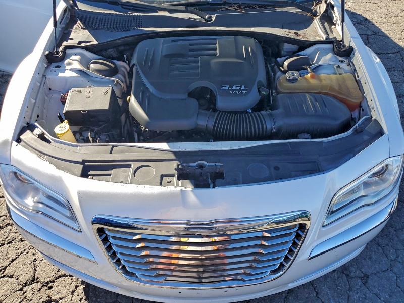 Photo 11 from auction – 2013 CHRYSLER 300 with VIN 2C3CCAAG4DH559854