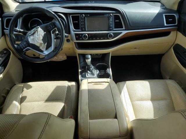 Photo 8 from auction – 2017 TOYOTA HIGHLANDER with VIN 5TDYZRFH3HS215939