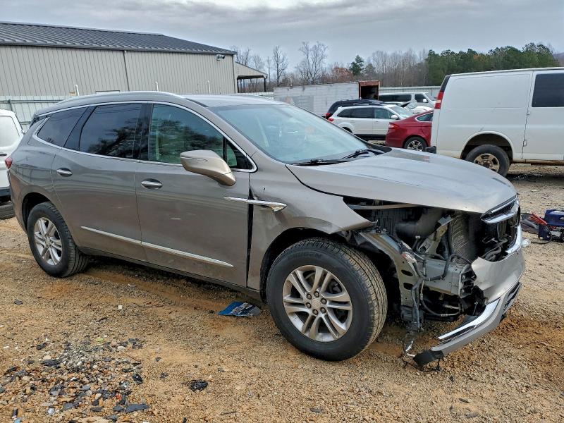 Photo 4 from auction – 2018 BUICK ENCLAVE with VIN 5GAERBKW1JJ146140