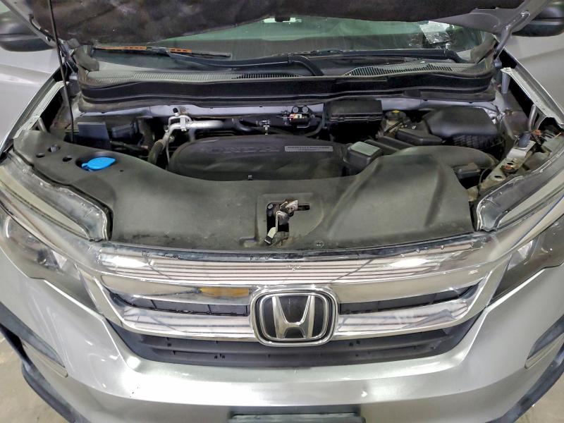 Photo 12 from auction – 2019 HONDA PILOT LX with VIN 5FNYF6H17KB008425