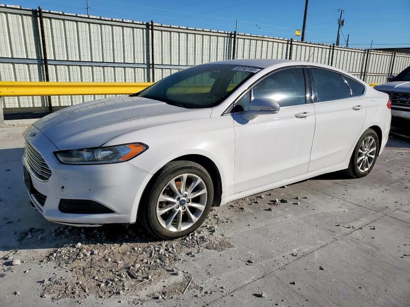 FORD FUSION SE 2014 with VIN 3FA6P0H70ER355352 - Photo from auction