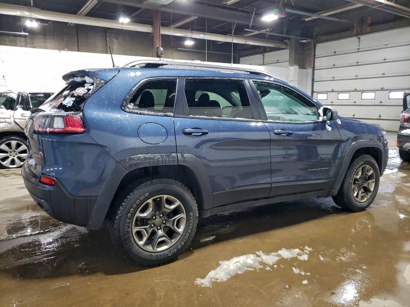 Photo 3 from auction – 2019 JEEP CHEROKEE T with VIN 1C4PJMBX6KD453676