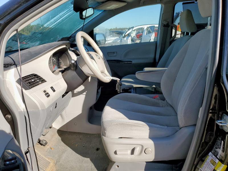 Photo 7 from auction – 2014 TOYOTA SIENNA LE with VIN 5TDJK3DC3ES080628