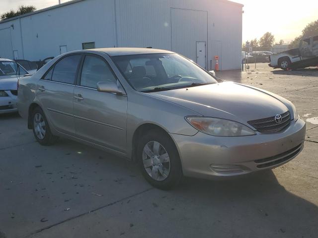 Photo 4 from auction – 2004 TOYOTA CAMRY LE with VIN 4T1BE32K04U894585