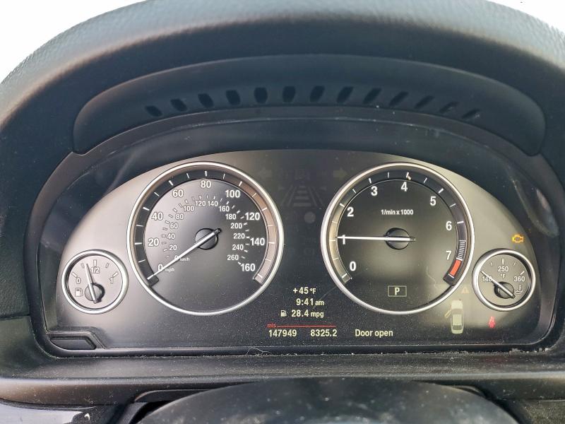 Photo 9 from auction – 2012 BMW 528 XI with VIN WBAXH5C54CDW02891