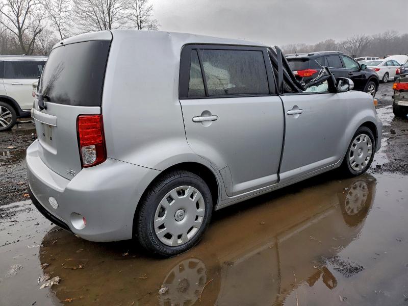 Photo 3 from auction – 2015 TOYOTA SCION XB with VIN JTLZE4FE3FJ071848
