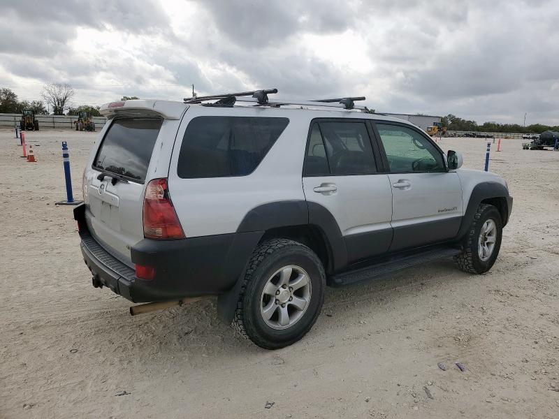 Photo 3 from auction – 2003 TOYOTA 4RUNNER SR with VIN JTEBT14RX30005236