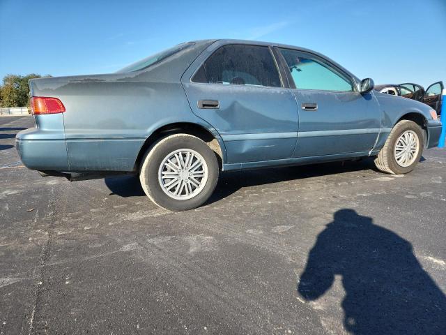 Photo 3 from auction – 2000 TOYOTA CAMRY CE with VIN 4T1BG22K5YU968013