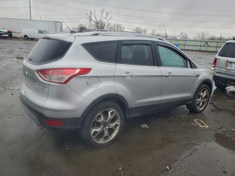 Photo 3 from auction – 2014 FORD ESCAPE with VIN 1FMCU9J95EUE51309