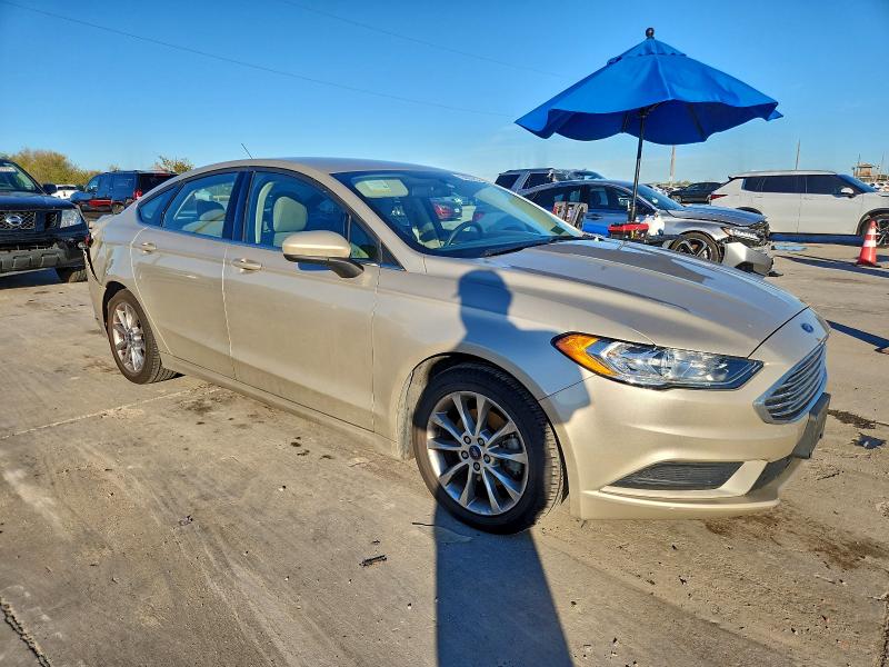 Photo 4 from auction – 2017 FORD FUSION SE with VIN 3FA6P0HDXHR246407