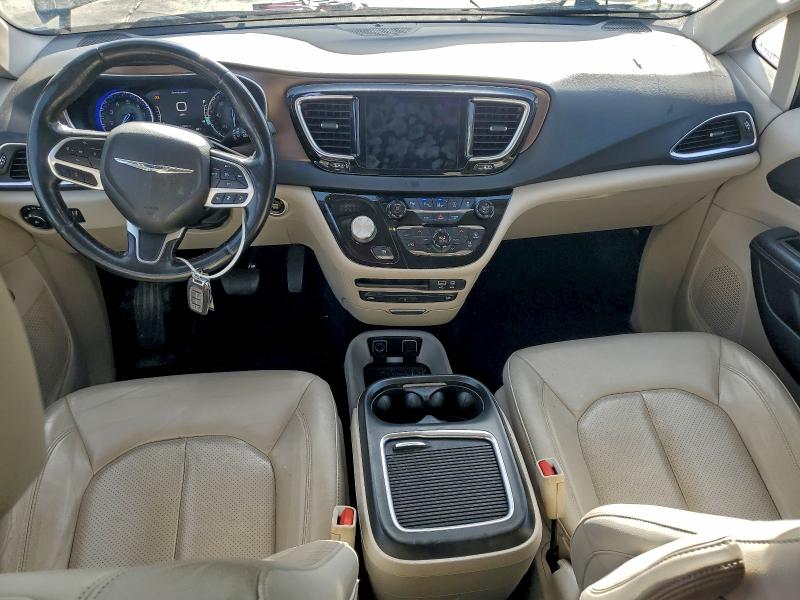 Photo 8 from auction – 2019 CHRYSLER PACIFICA T with VIN 2C4RC1EG7KR604860