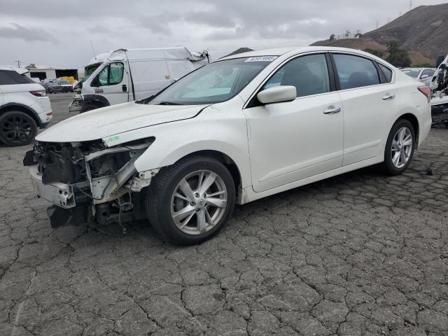 NISSAN ALTIMA 2.5 2015 z numerem VIN 1N4AL3AP1FC232631 - Zdjęcie z aukcji