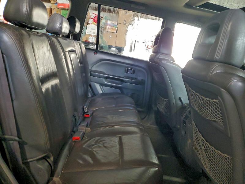 Photo 11 from auction – 2005 HONDA PILOT EXL with VIN 2HKYF18655H559330