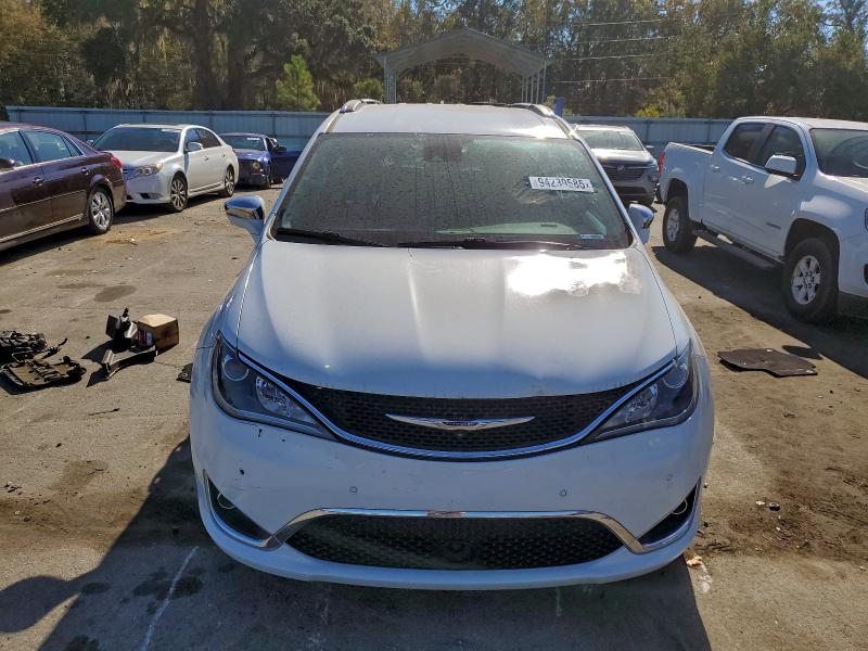 Photo 5 from auction – 2018 CHRYSLER PACIFICA L with VIN 2C4RC1GG7JR107173