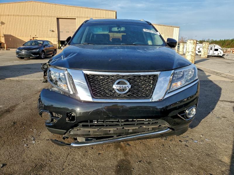 Photo 5 from auction – 2015 NISSAN PATHFINDER with VIN 5N1AR2MN3FC636748