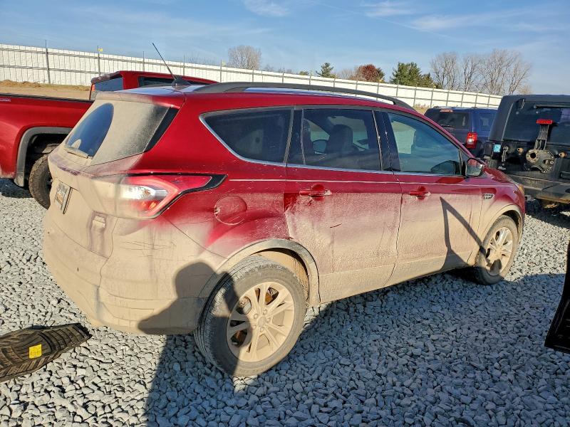 Photo 3 from auction – 2018 FORD ESCAPE SEL with VIN 1FMCU0HD1JUC27440