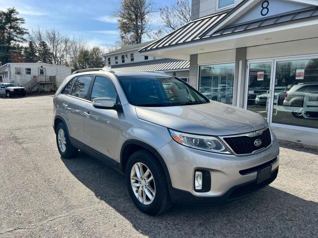 KIA SORENTO LX 2015 with VIN 5XYKTDA73FG653377 - Photo from auction
