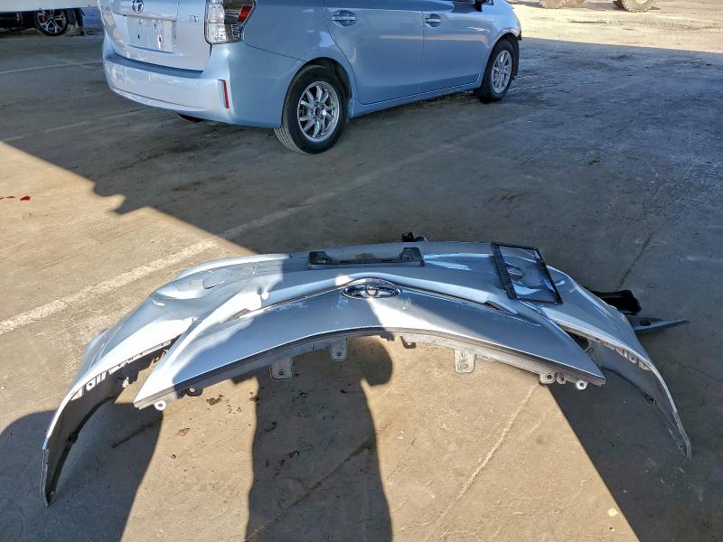 Photo 12 from auction – 2014 TOYOTA PRIUS V with VIN JTDZN3EU0E3318826