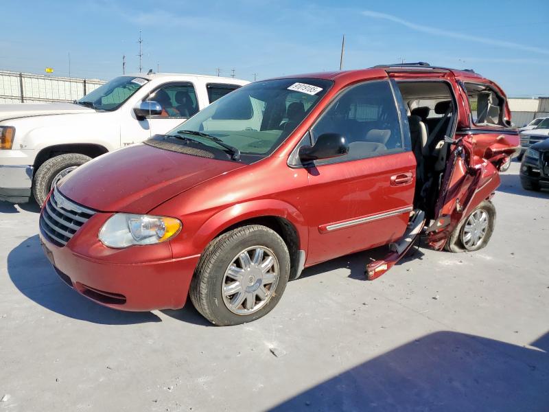 CHRYSLER TOWN & COU 2007 with VIN 2A4GP54L27R135860 - Photo from auction