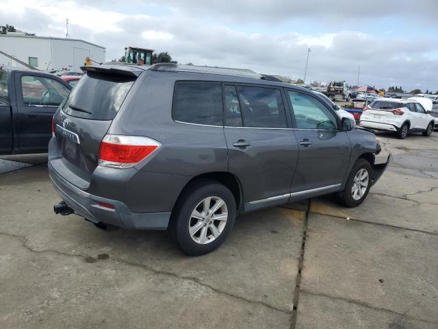 Photo 3 from auction – 2011 TOYOTA HIGHLANDER with VIN 5TDZK3EH1BS026351