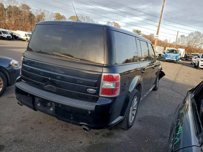 Photo 3 from auction – 2017 FORD FLEX SE with VIN 2FMGK5B88HBA05476