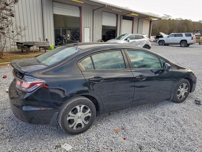 Photo 3 from auction – 2015 HONDA CIVIC HYBR with VIN 19XFB4F3XFE001167